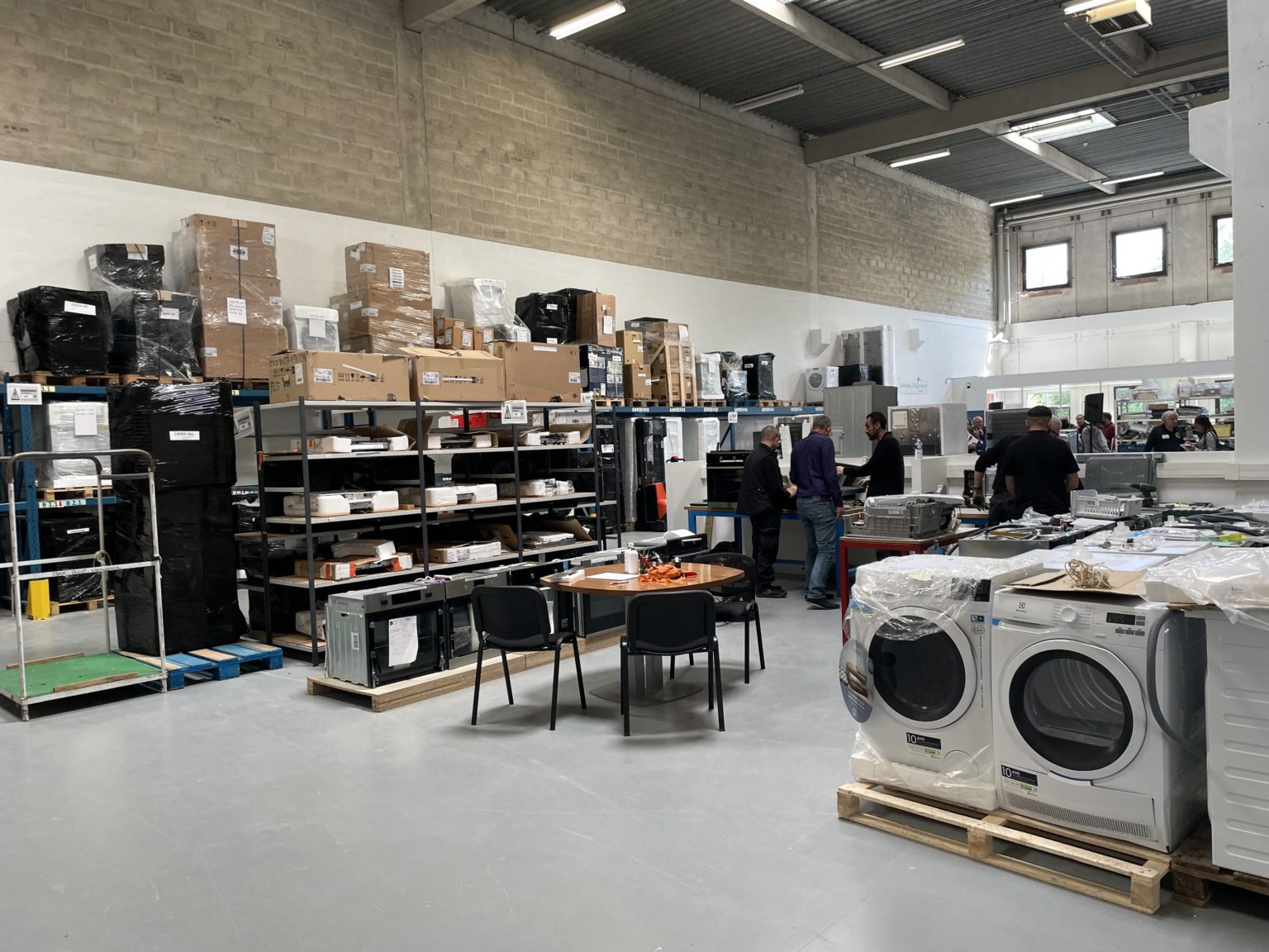 Nouvel atelier de formation réparation électronique La Compagnie du